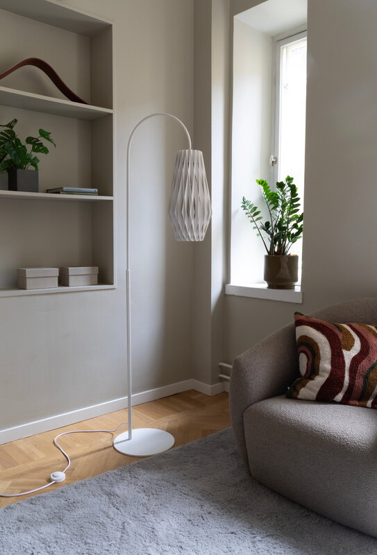 Pilke Lights Pilke Signature 20/42 lampe de sol, blanc, image décorative
