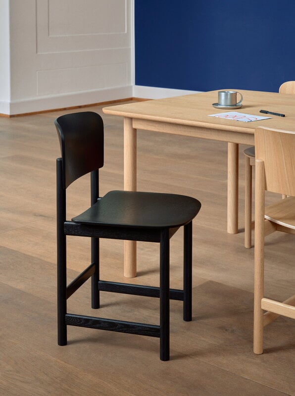 Fredericia Plan Wood tuoli, musta saarni, näkymä 7