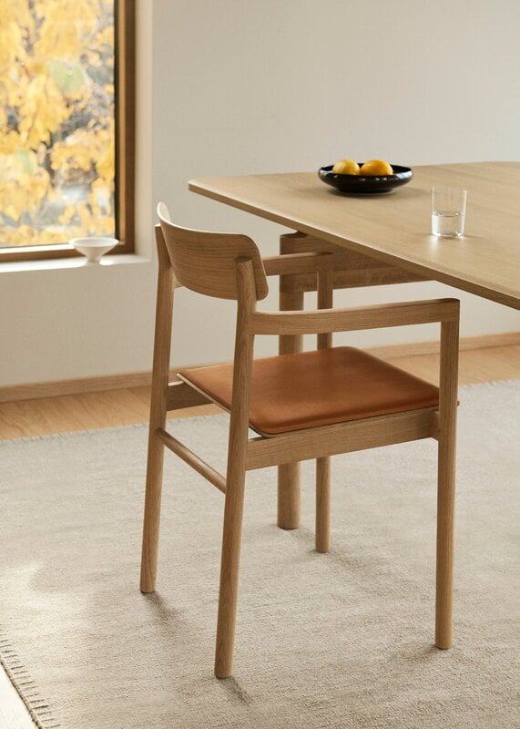 Fredericia Post chair, light oiled oak - cognac leather, decoration image