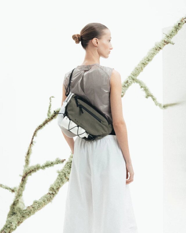 Db Journey Roamer Pro Sling Bag, 6 L, forest green, decoration image