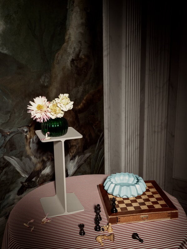 String Furniture Museum pedestal, beige, decoration image