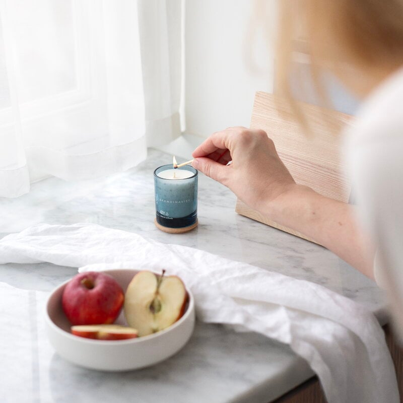 Skandinavisk Scented candle with lid, ØY, small, decoration image