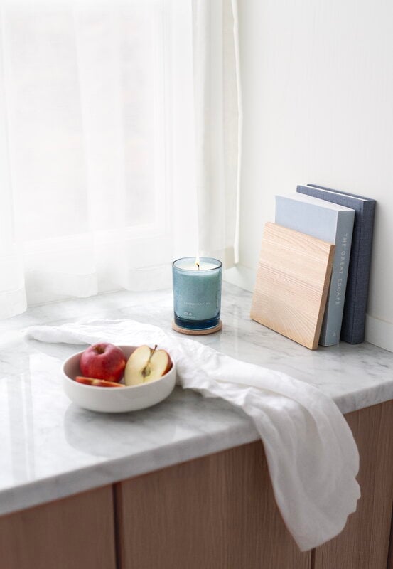 Skandinavisk Scented candle with lid, ØY, small, decoration image