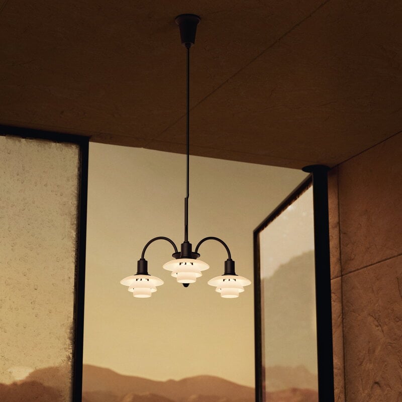 Louis Poulsen PH 1/1 Chandelier 3, Centenary Edition, gealtertes Messing - Terrakotta, dekorationsbild