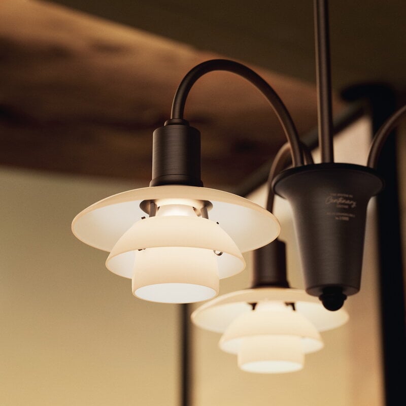 Louis Poulsen PH 1/1 Chandelier 3, Centenary Edition, gealtertes Messing - Terrakotta, dekorationsbild