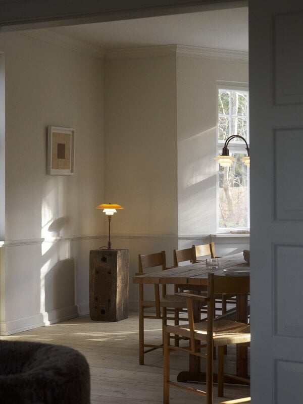 Louis Poulsen PH 3/2 table lamp, Centenary Edition, aged brass - amber - opal white, decoration image