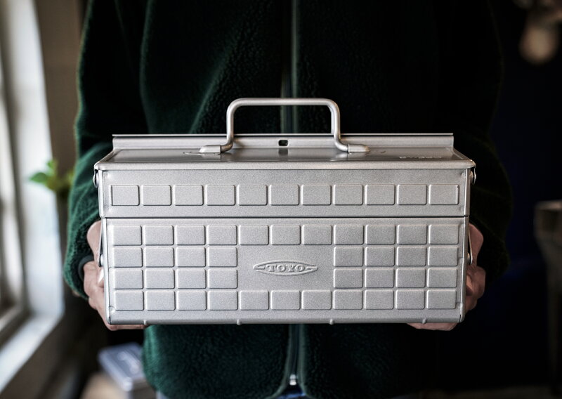 Toyo Steel ST-350 Cantilever toolbox, silver, decoration image