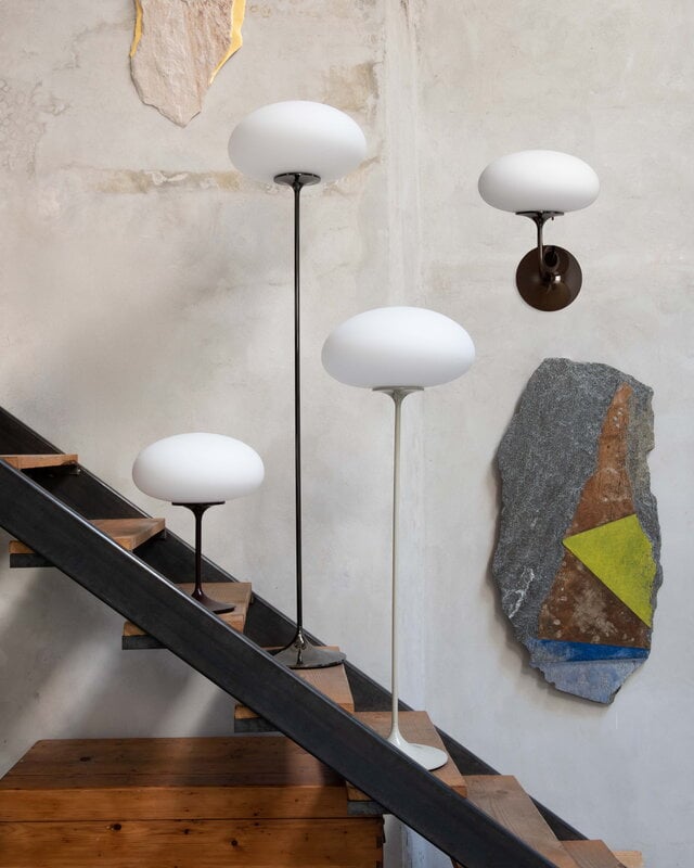 GUBI Stemlite Wandleuchte, Schwarzchrom - Opal, Ansicht 5