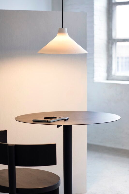 Serax Lampada a sospensione Seam, L, bianco, immagine decorativa
