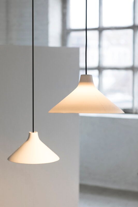 Serax Lampada a sospensione Seam, L, bianco, immagine decorativa