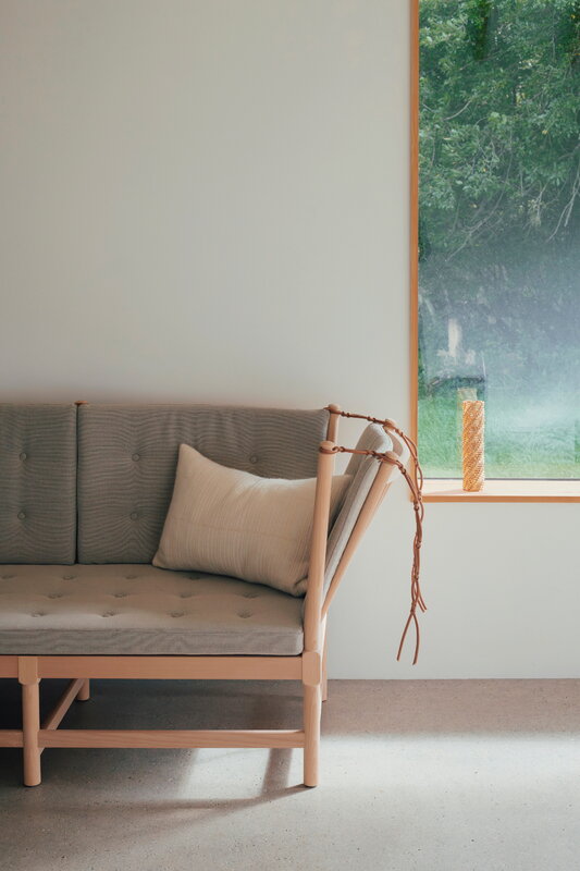 Fredericia Grid Decorative cushion, 40 x 60 cm, off-white, decoration image