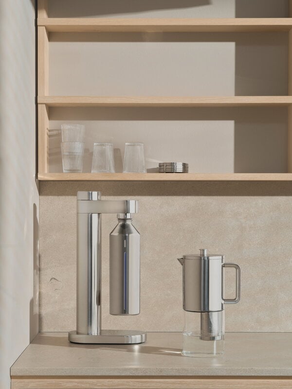Stelton Brus water filter jug, 1,6 L, steel, decoration image