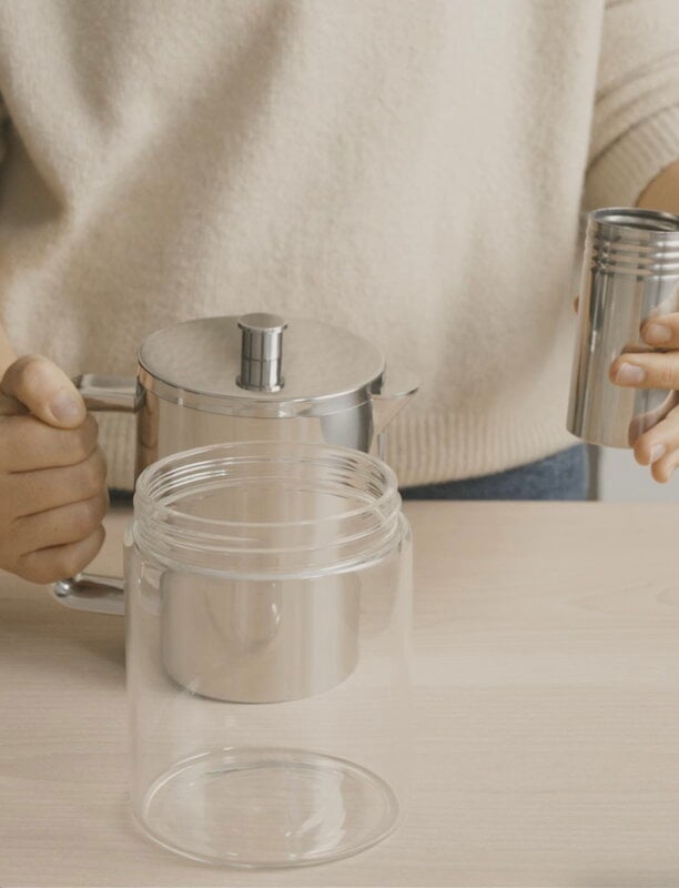 Stelton Brus water filter jug, 1,6 L, steel, decoration image