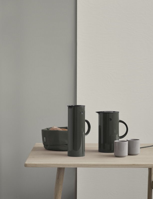 Stelton EM77 vedenkeitin, dark forest, näkymä 6