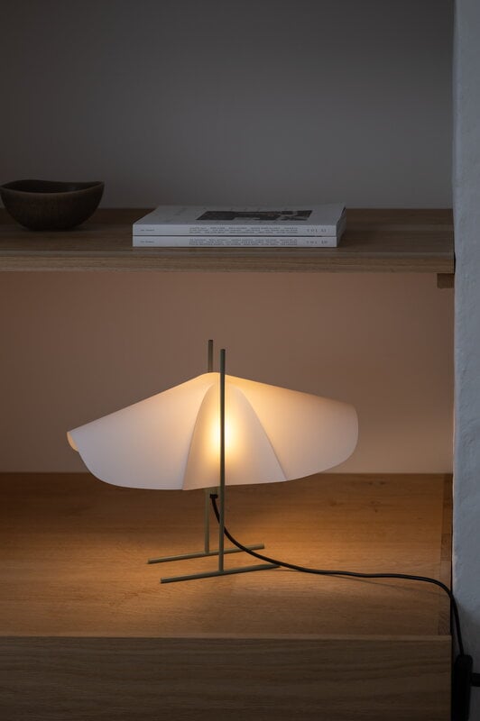 Motarasu Cho table lamp, white - matcha, decoration image