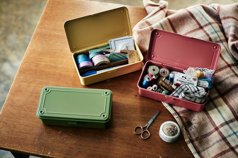 Toyo Steel T-190 Trunk Shape toolbox, living coral, decoration image