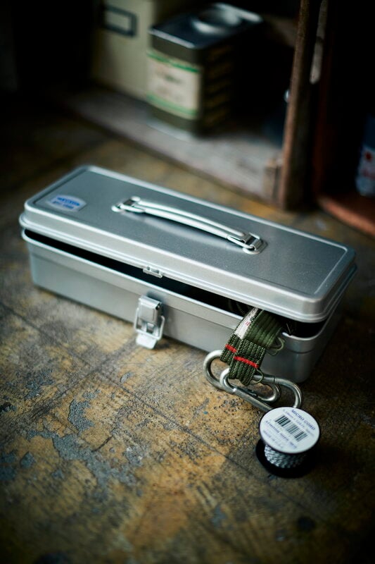 Toyo Steel T-320 Trunk Shape toolbox, silver, decoration image