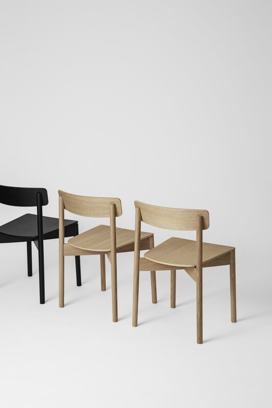 TAKT T01 silla Cross, roble negro, imagen de decoración