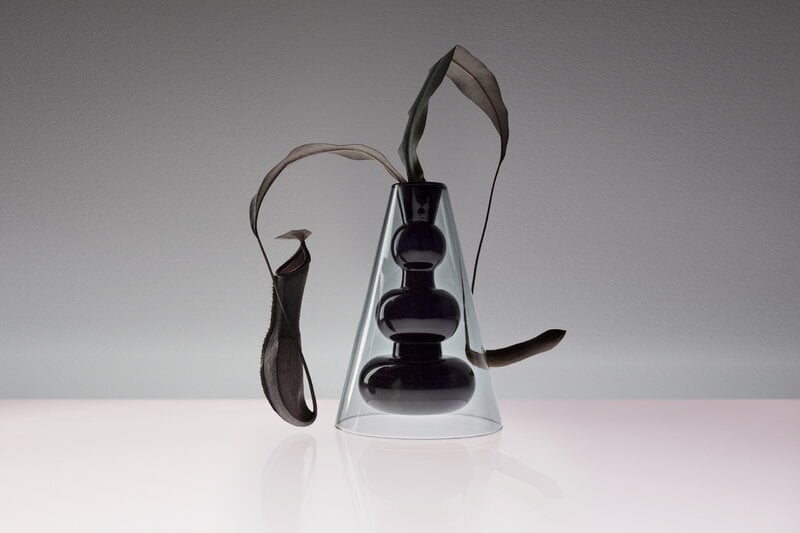 Tom Dixon Bump vase, cone, black, decoration image