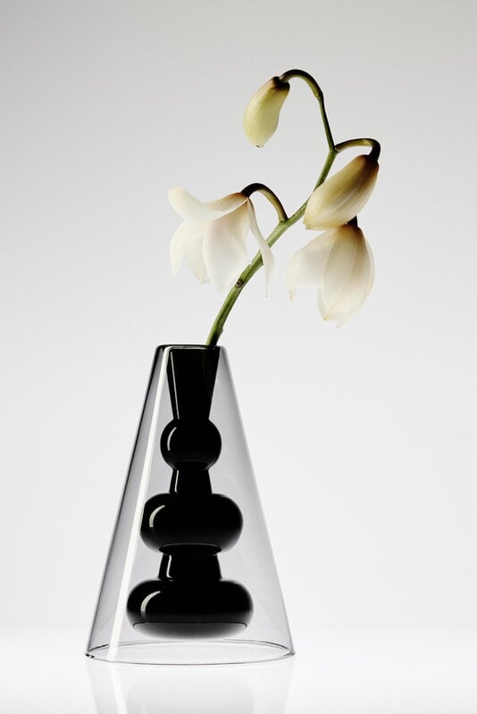 Tom Dixon Bump vase, cone, black, decoration image
