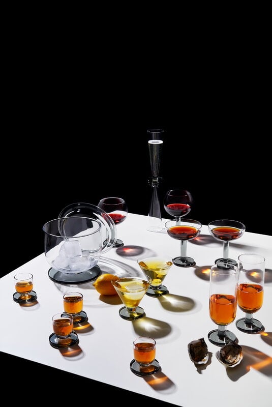 Tom Dixon Puck shottilasi, 4 kpl, sisustuskuva