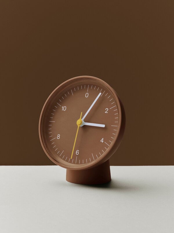 HAY Table Clock Recycled, brown, decoration image