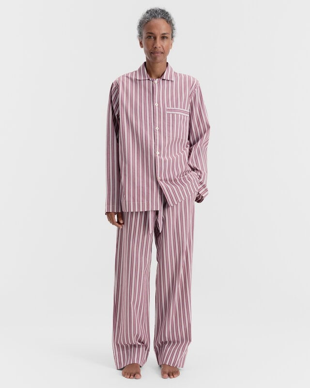 Tekla Poplin pyjamasbyxor, rabarber ränder, dekorationsbild