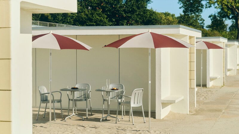 HAY Terrazza parasol, octagon, off-white - burgundy, decoration image