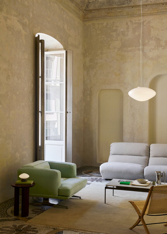 &Tradition Mist portable table lamp AP21, Grigio Caldo marble - opal glass, decoration image