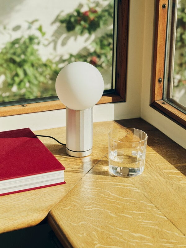 HAY Angle glass, wide, clear, decoration image