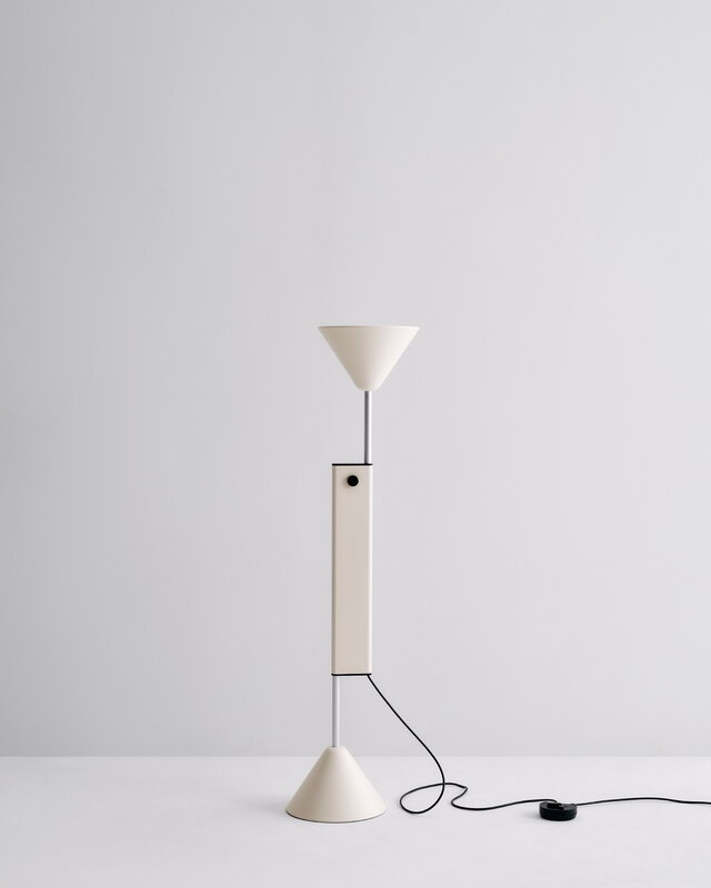 HAY Twist floor lamp, cream white, decoration image