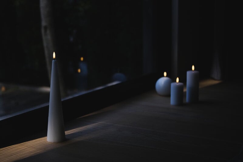 Uyuni Lighting LED round candle, 10 x 10 cm, nordic white, decoration image
