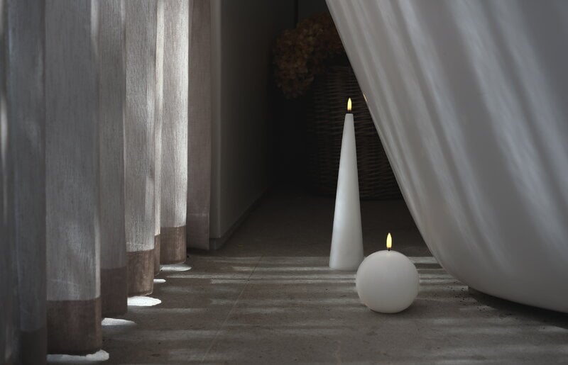 Uyuni Lighting LED round candle, 10 x 10 cm, nordic white, decoration image