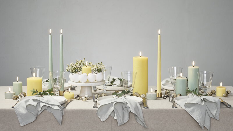 Uyuni Lighting Light candleholder for standard LED taper candles, 2 pcs, matte brass, decoration image