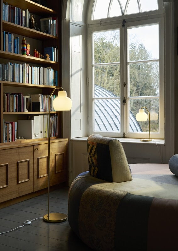 Louis Poulsen VL Ring Crown table lamp, opal glass, decoration image