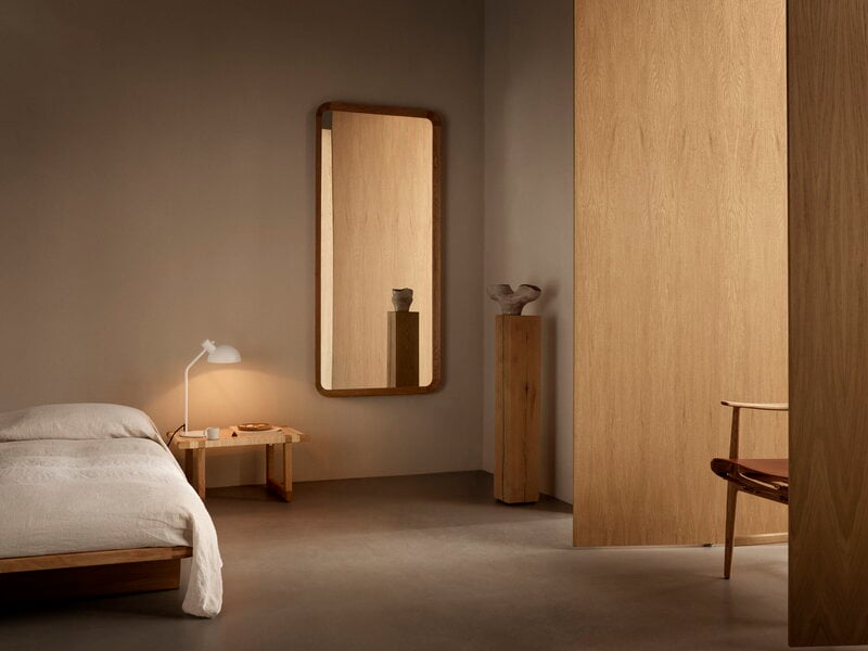 Carl Hansen & Søn VLA62 Radio House spegel, 80 x 175 cm, oljad ek, dekorationsbild