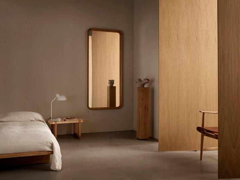Carl Hansen & Søn VLA62 Radio House spegel, 80 x 175 cm, oljad ek, dekorationsbild