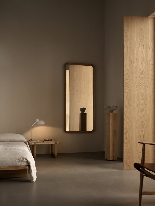 Carl Hansen & Søn VLA62 Radio House spegel, 80 x 175 cm, oljad ek, dekorationsbild