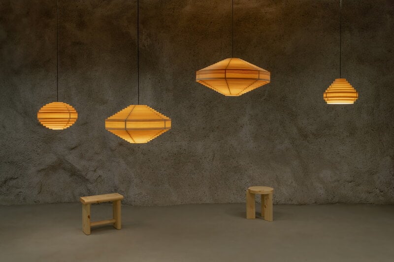 Vaarnii 1002 Hans pendant, 46 cm, pine, decoration image