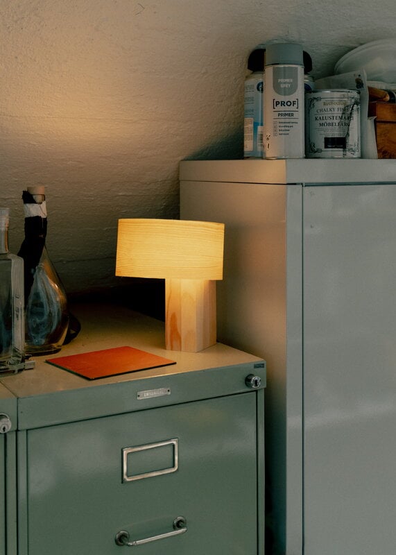 Vaarnii 018 Hoop table lamp, small, decoration image