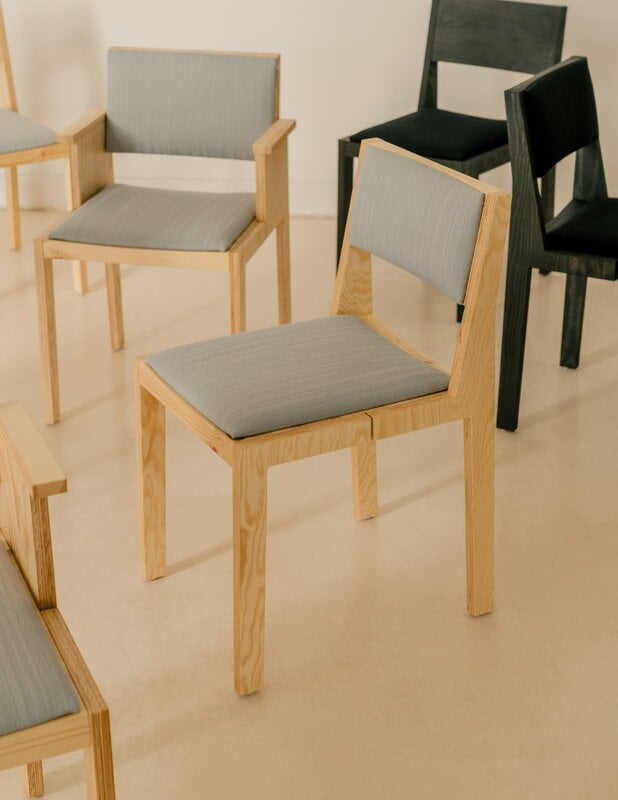 Vaarnii 016 Maasto tuoli, verhoiltu, musta - musta Kvadrat Alle, näkymä 13