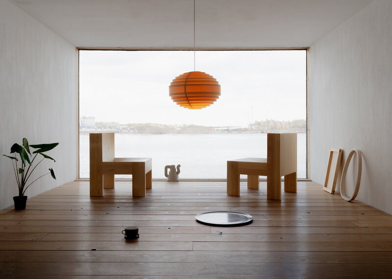 Vaarnii 005 lounge chair, pine, decoration image