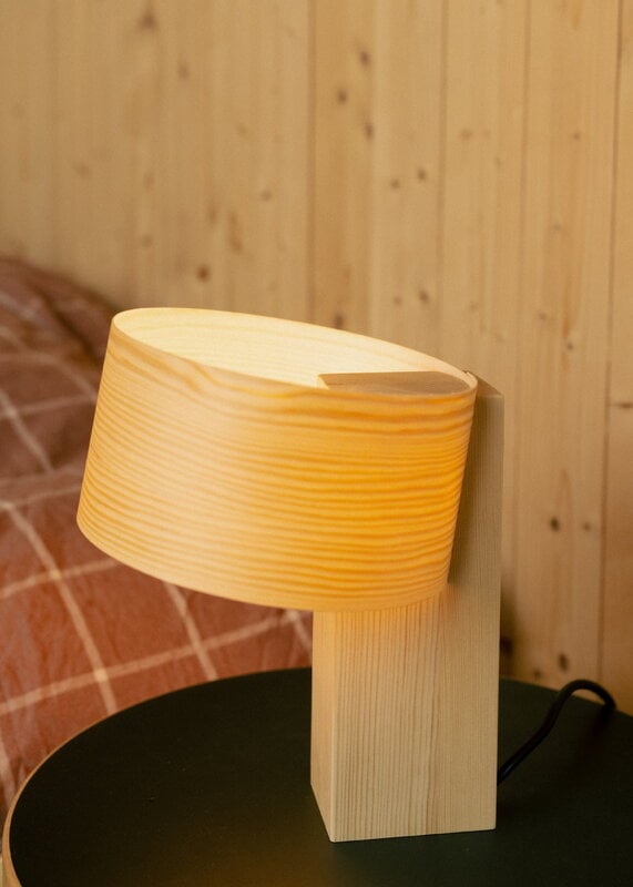 Vaarnii 018 Hoop table lamp, small, decoration image
