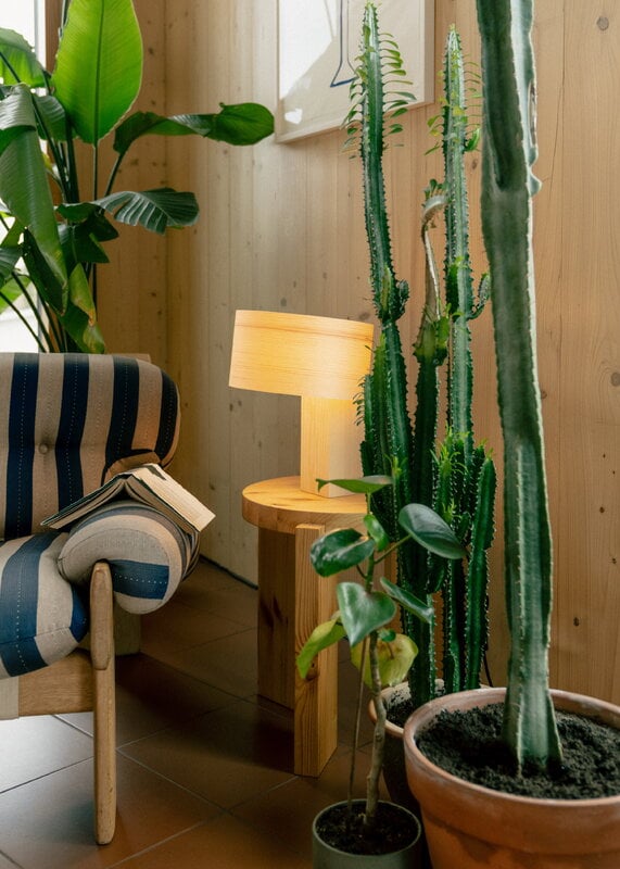 Vaarnii 001 stool, pine, decoration image