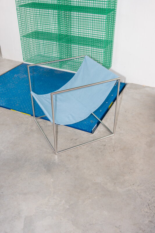 valerie_objects Solo Sitz, Edelstahl - hellblau, dekorationsbild