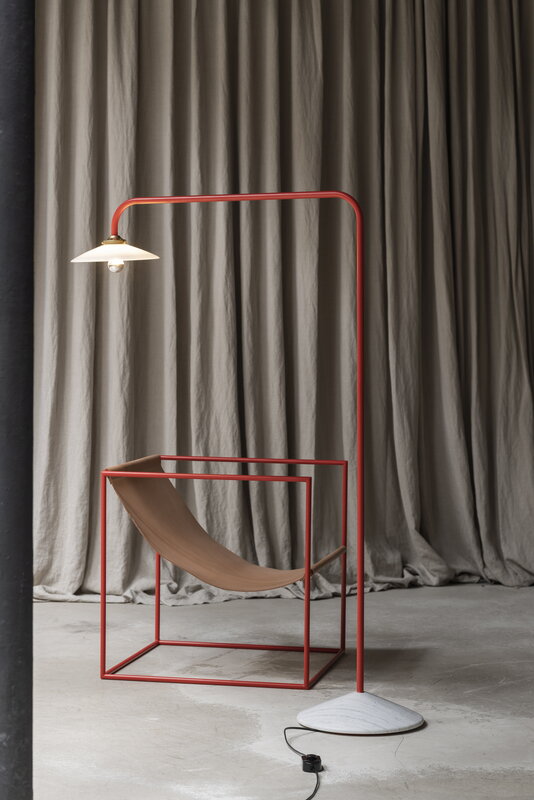 valerie_objects Standing Lamp Marble N°1, red, decoration image