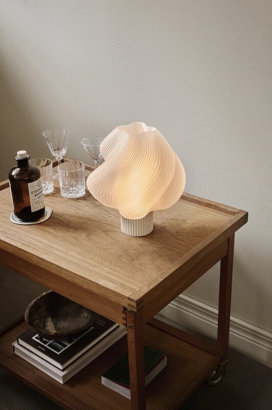 Crème Atelier Soft Serve table lamp, regular, vanilla bean, decoration image
