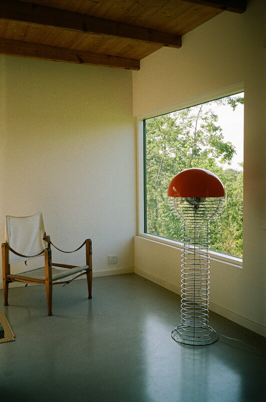 Verpan Wire floor lamp, chrome - orange, decoration image
