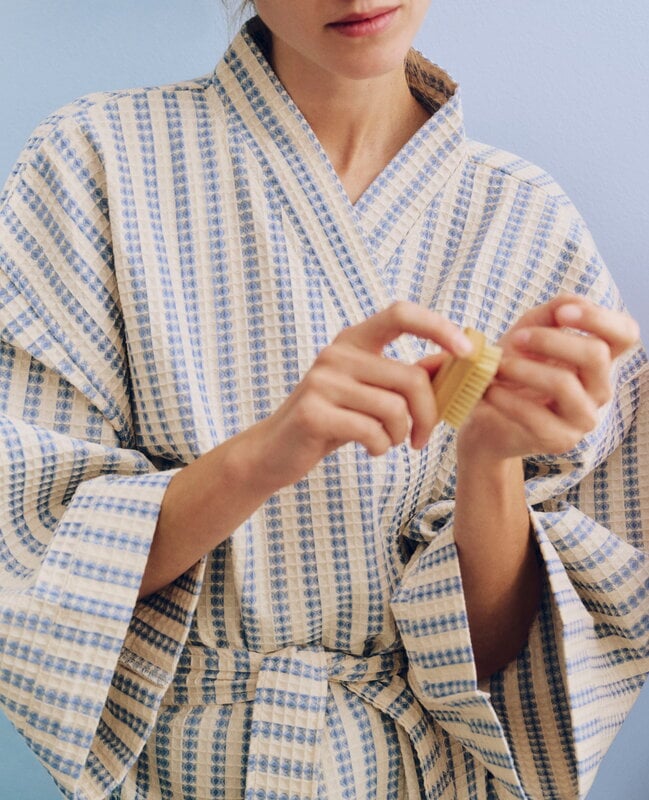 HAY Waffle kylpytakki, one size, stripe dusty blue, näkymä 2