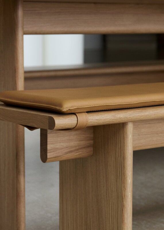 &Tradition Ita OS5 bench, 170 x 30 cm, oak, decoration image
